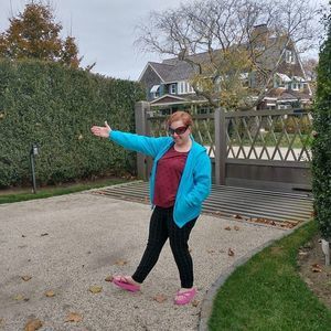 Meet your Posher, Lisa